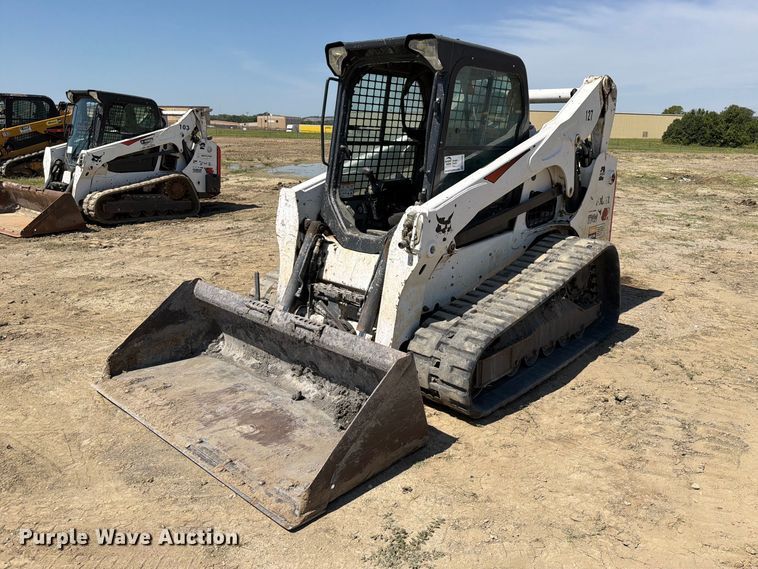 2021 Bobcat T740 tracked skid steer loader