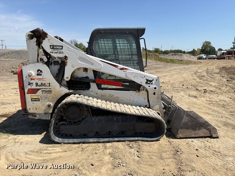 image for item FK5090 2021 Bobcat T740 tracked skid steer loader