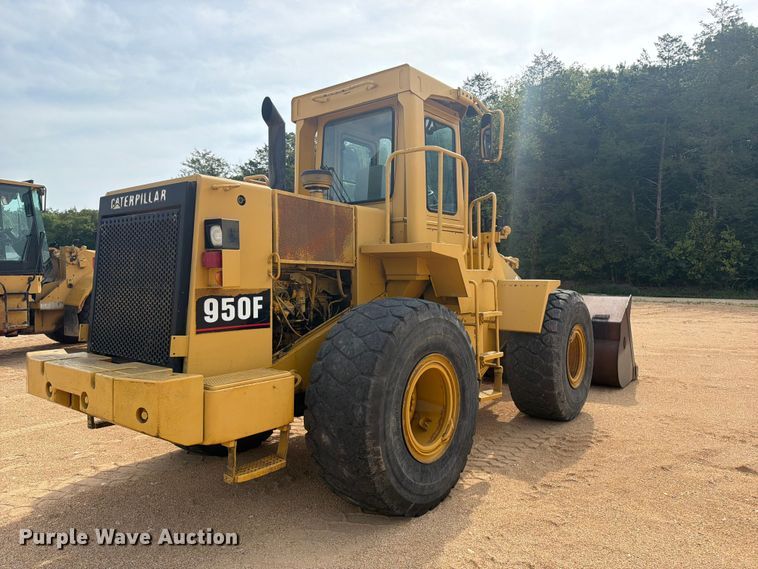 image for item FK5091 1991 Caterpillar 950F wheel loader