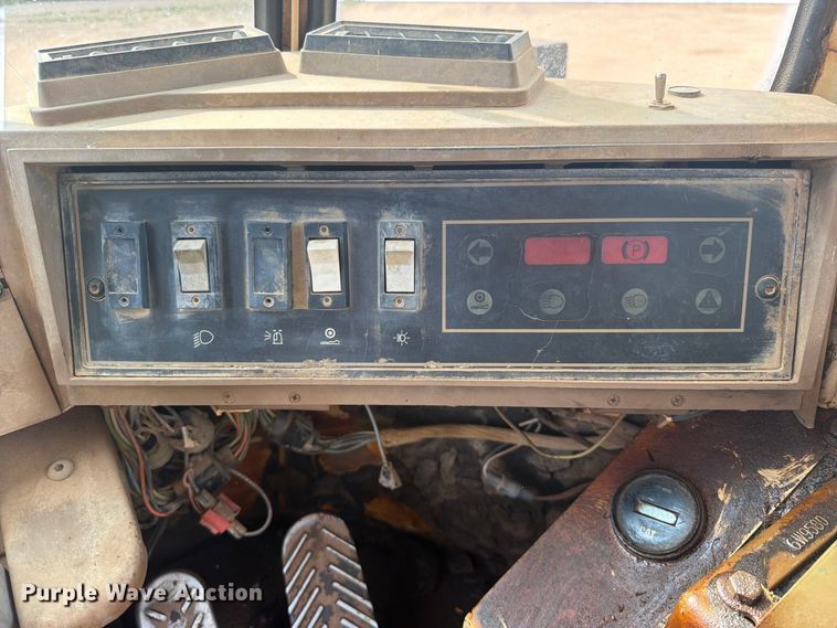 image for item FK5091 1991 Caterpillar 950F wheel loader