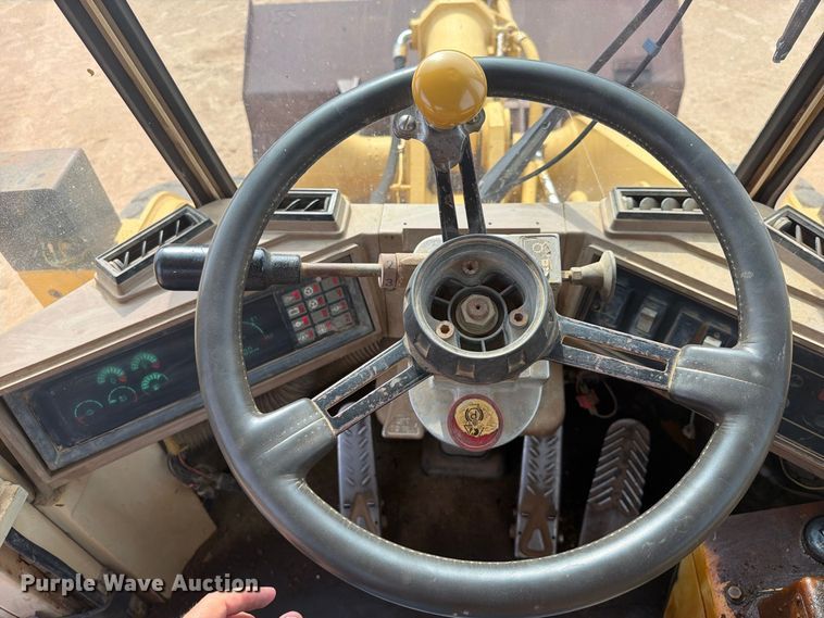 image for item FK5091 1991 Caterpillar 950F wheel loader