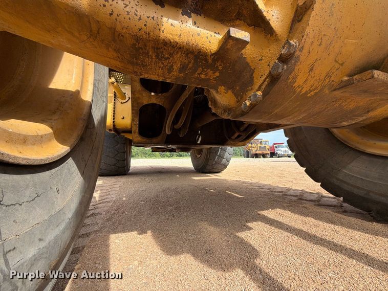 image for item FK5091 1991 Caterpillar 950F wheel loader