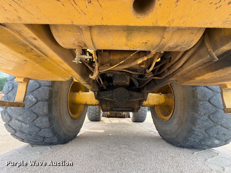 image for item FK5091 1991 Caterpillar 950F wheel loader