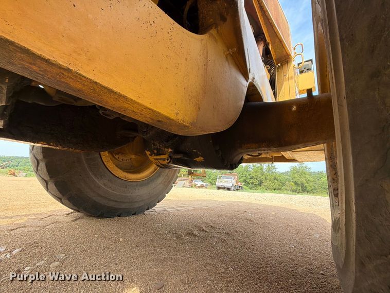 image for item FK5091 1991 Caterpillar 950F wheel loader