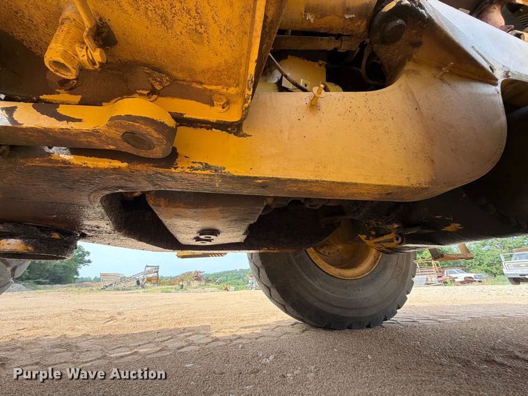 image for item FK5091 1991 Caterpillar 950F wheel loader
