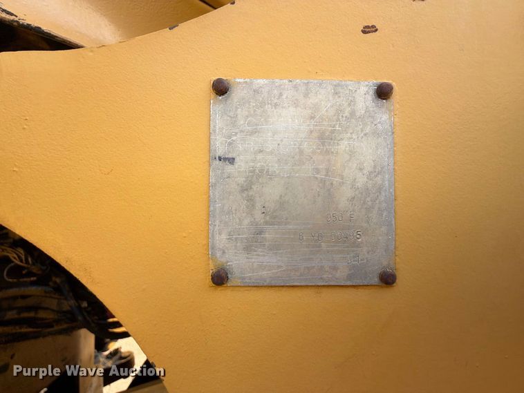 image for item FK5091 1991 Caterpillar 950F wheel loader