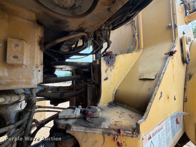 image for item FK5092 1998 Caterpillar 962G wheel loader