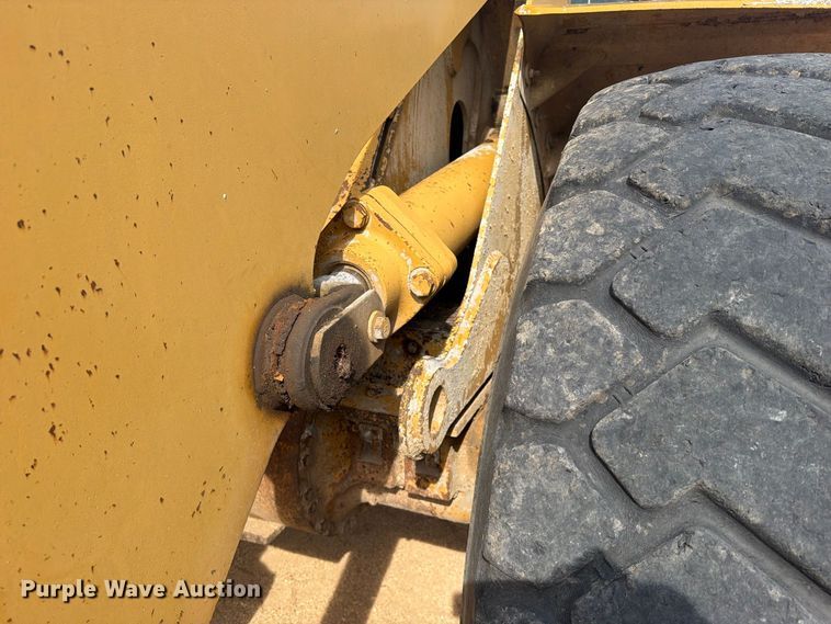 image for item FK5092 1998 Caterpillar 962G wheel loader