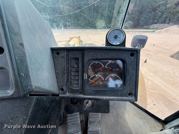 image for item FK5092 1998 Caterpillar 962G wheel loader