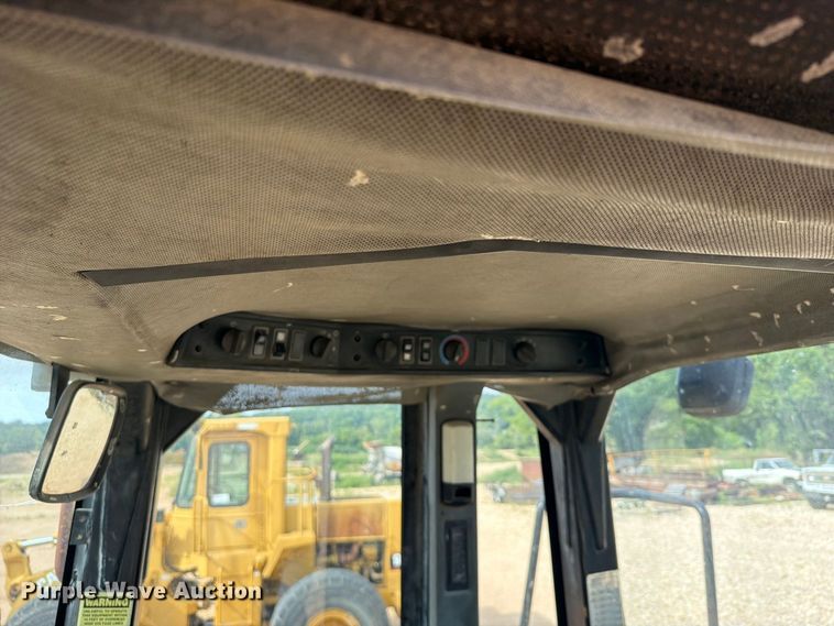 image for item FK5092 1998 Caterpillar 962G wheel loader
