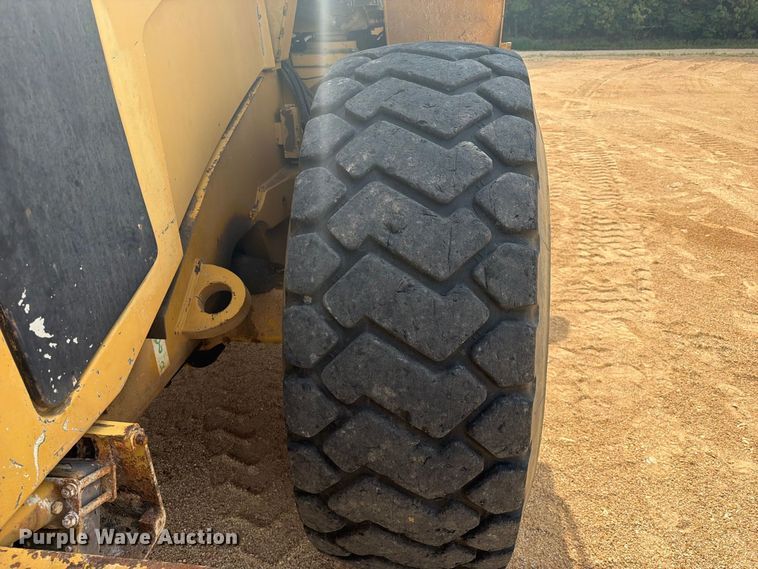 image for item FK5092 1998 Caterpillar 962G wheel loader