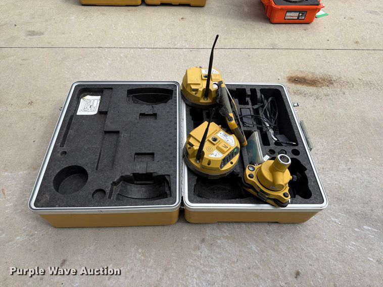 image for item FK5096 Topcon HiPer V GNSS RTK base and rover survey kit