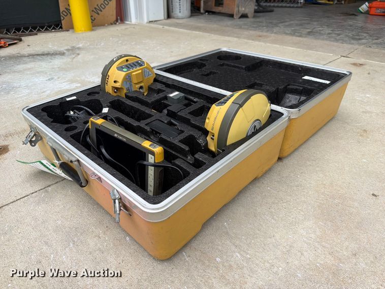 image for item FK5097 Topcon HiPer V GNSS RTK surveying system