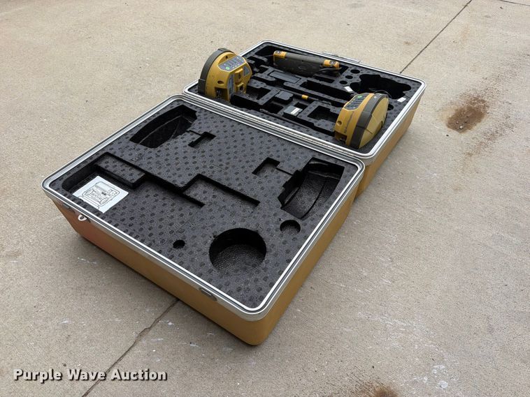 image for item FK5097 Topcon HiPer V GNSS RTK surveying system