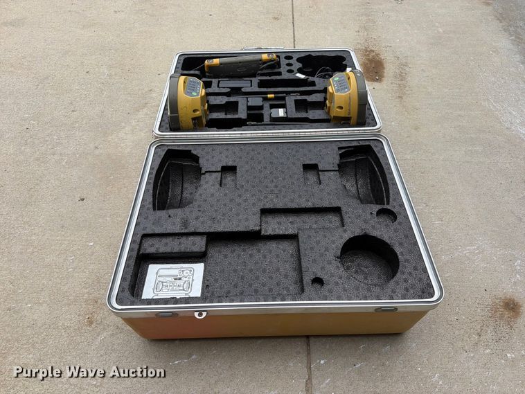 image for item FK5097 Topcon HiPer V GNSS RTK surveying system