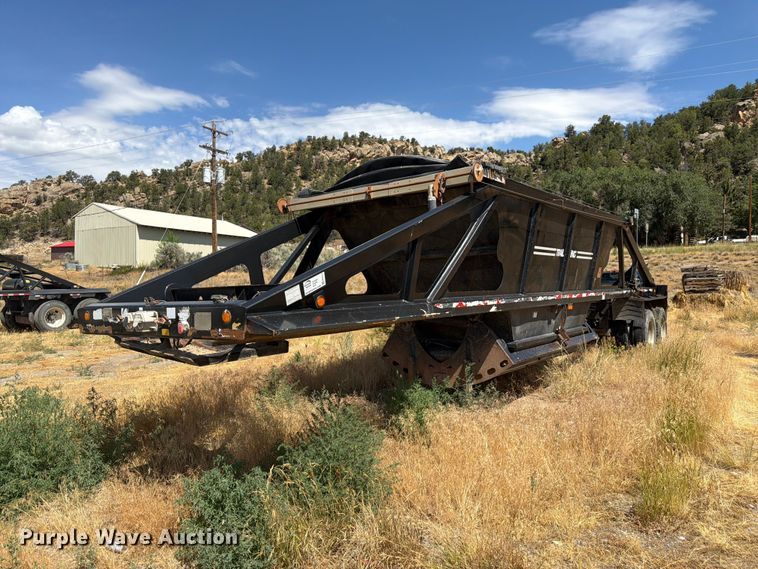 image for item FM7613 2007 Trail King bottom dump trailer