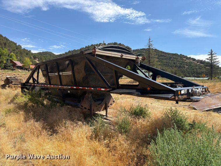 image for item FM7613 2007 Trail King bottom dump trailer