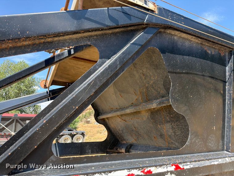 image for item FM7613 2007 Trail King bottom dump trailer