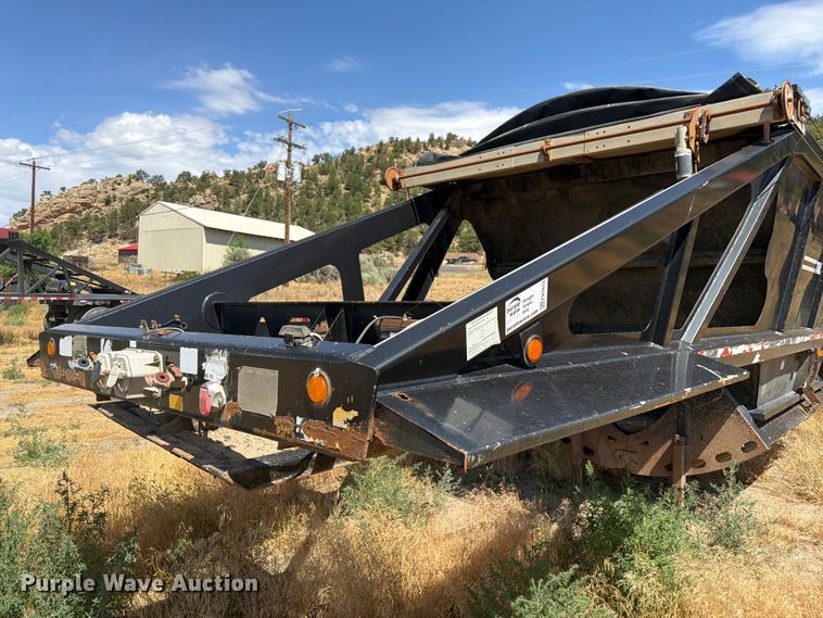 image for item FM7613 2007 Trail King bottom dump trailer