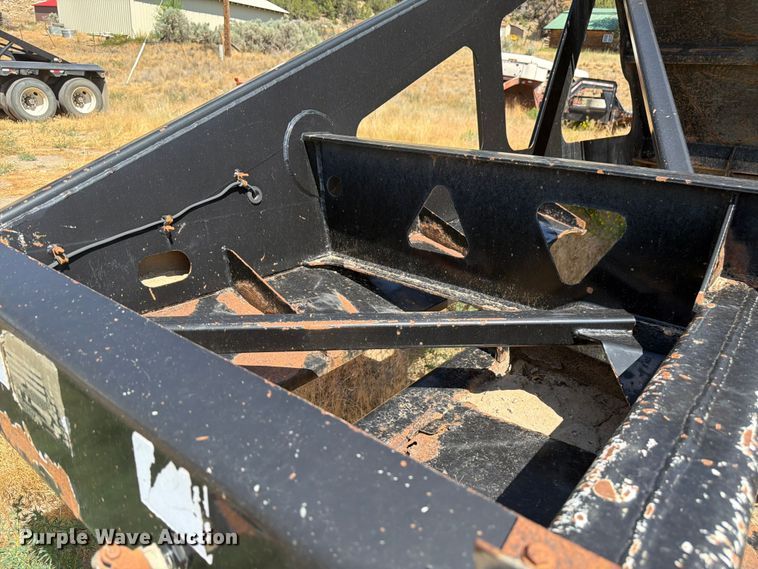 image for item FM7613 2007 Trail King bottom dump trailer