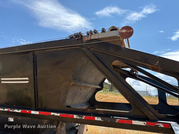image for item FM7613 2007 Trail King bottom dump trailer