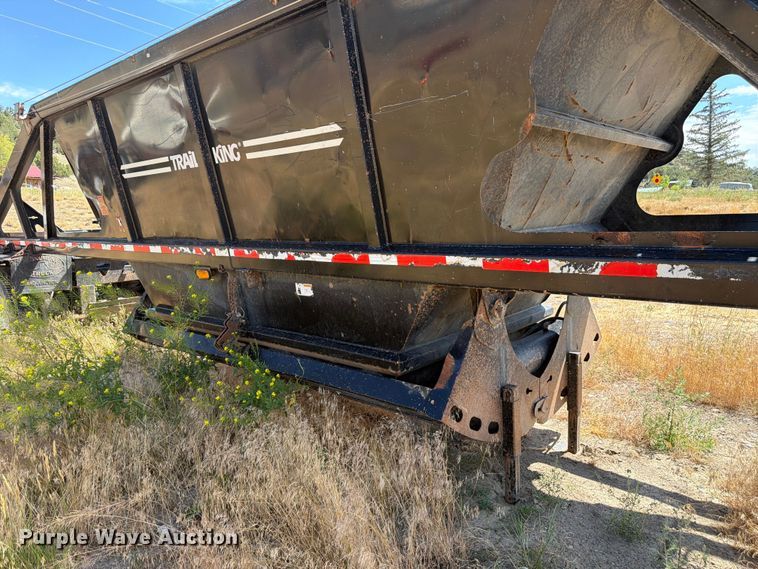 image for item FM7613 2007 Trail King bottom dump trailer