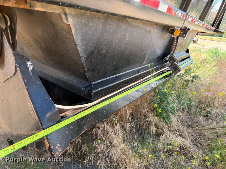 image for item FM7613 2007 Trail King bottom dump trailer