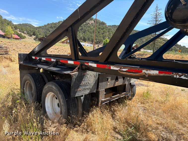 image for item FM7613 2007 Trail King bottom dump trailer