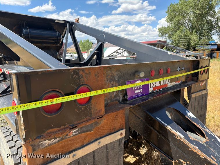 image for item FM7613 2007 Trail King bottom dump trailer