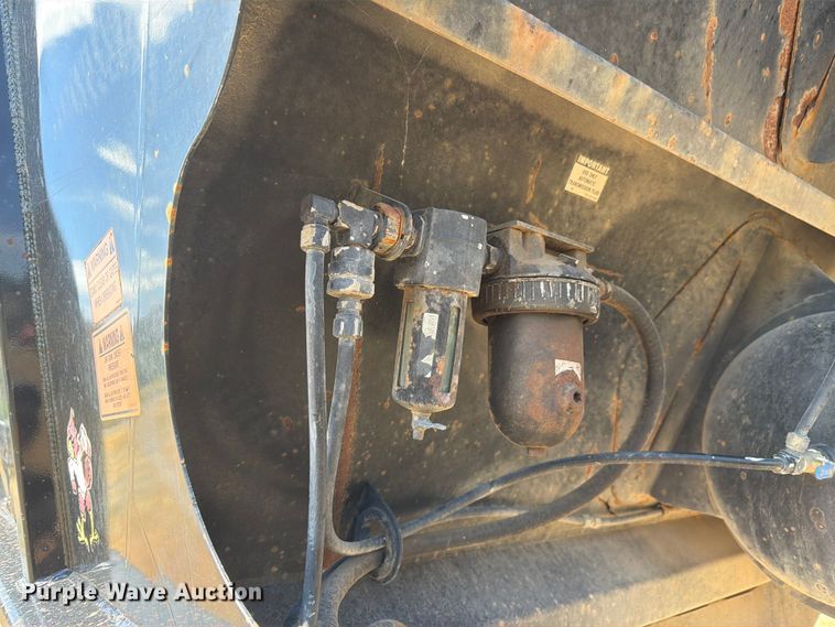 image for item FM7613 2007 Trail King bottom dump trailer