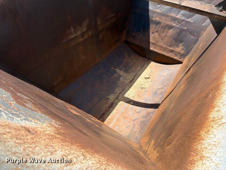 image for item FM7613 2007 Trail King bottom dump trailer
