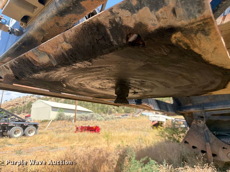 image for item FM7613 2007 Trail King bottom dump trailer