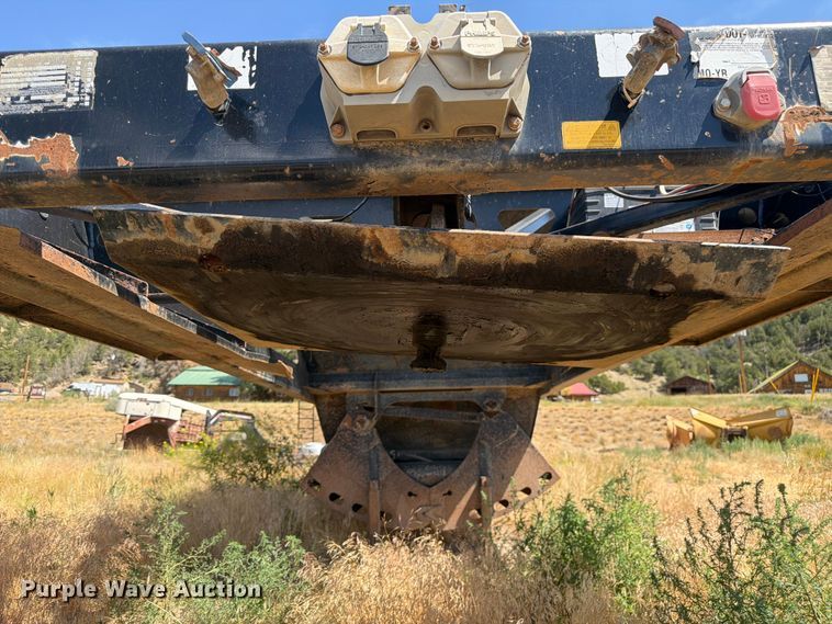 image for item FM7613 2007 Trail King bottom dump trailer