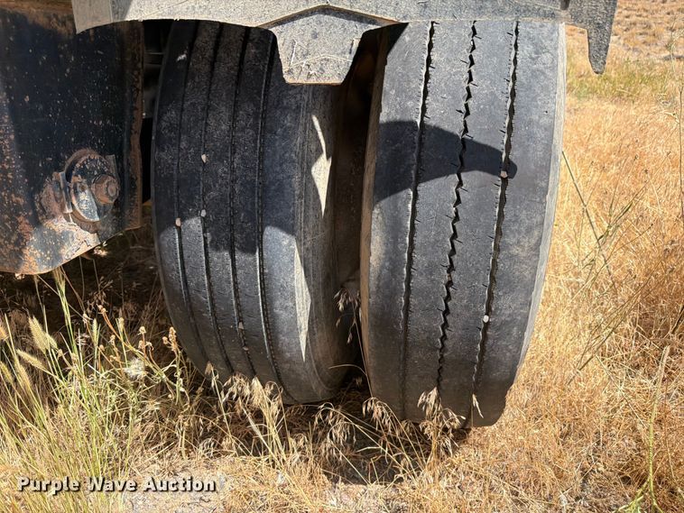 image for item FM7613 2007 Trail King bottom dump trailer