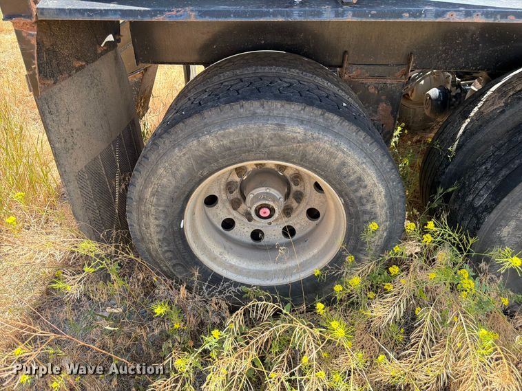 image for item FM7613 2007 Trail King bottom dump trailer