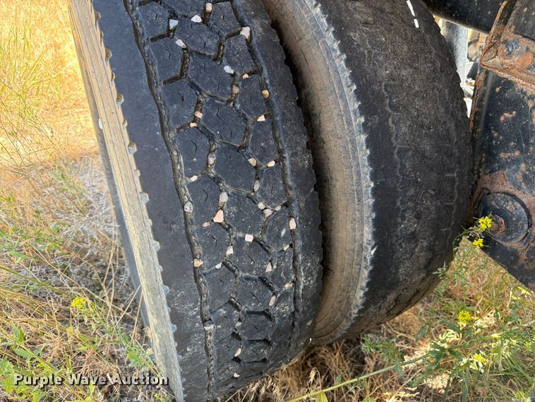 image for item FM7613 2007 Trail King bottom dump trailer