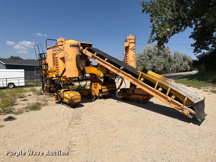 image for item FM7629 Gomaco GT-6300 slipform paver