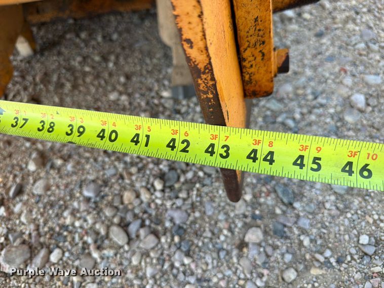 image for item FM7629 Gomaco GT-6300 slipform paver
