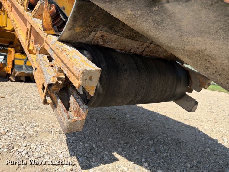 image for item FM7629 Gomaco GT-6300 slipform paver