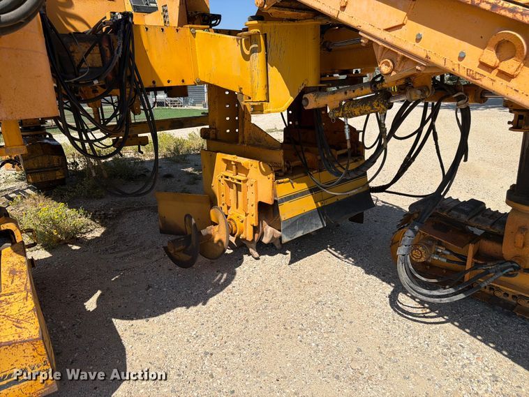 image for item FM7629 Gomaco GT-6300 slipform paver