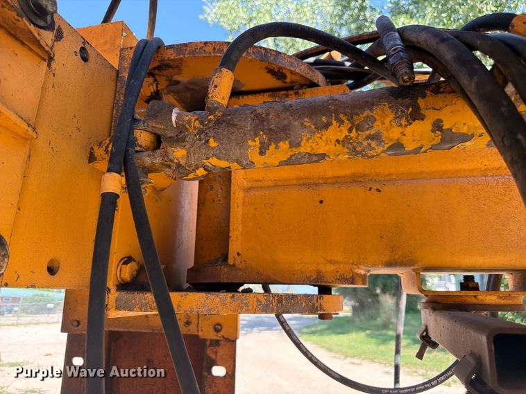 image for item FM7629 Gomaco GT-6300 slipform paver