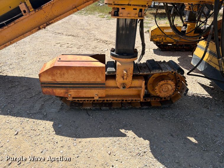 image for item FM7629 Gomaco GT-6300 slipform paver