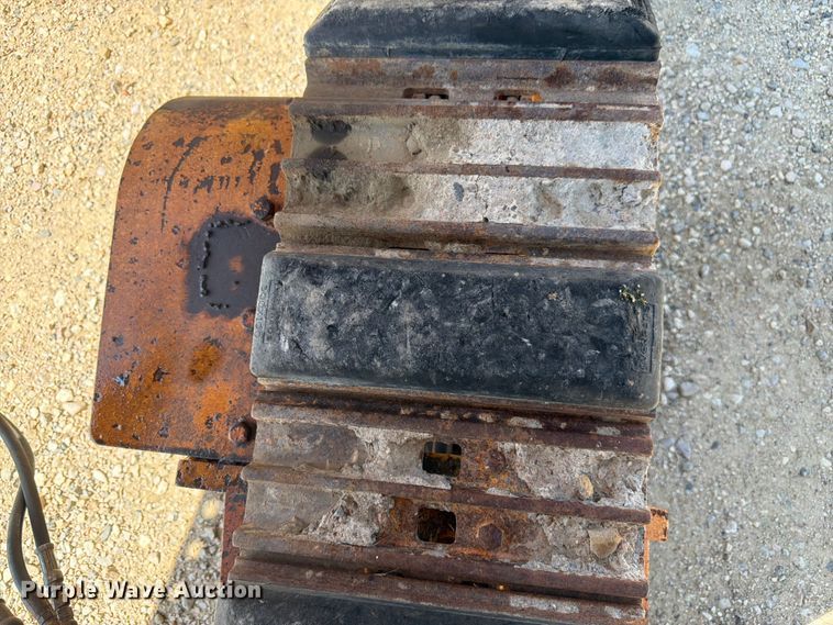 image for item FM7629 Gomaco GT-6300 slipform paver