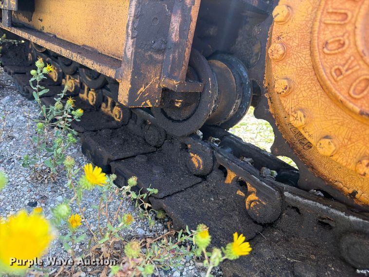 image for item FM7629 Gomaco GT-6300 slipform paver