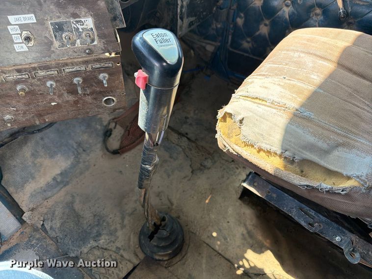 image for item FM7632 1982 Western Star 4900 water truck