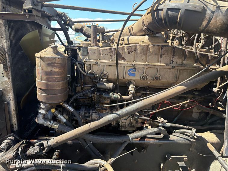 image for item FM7632 1982 Western Star 4900 water truck