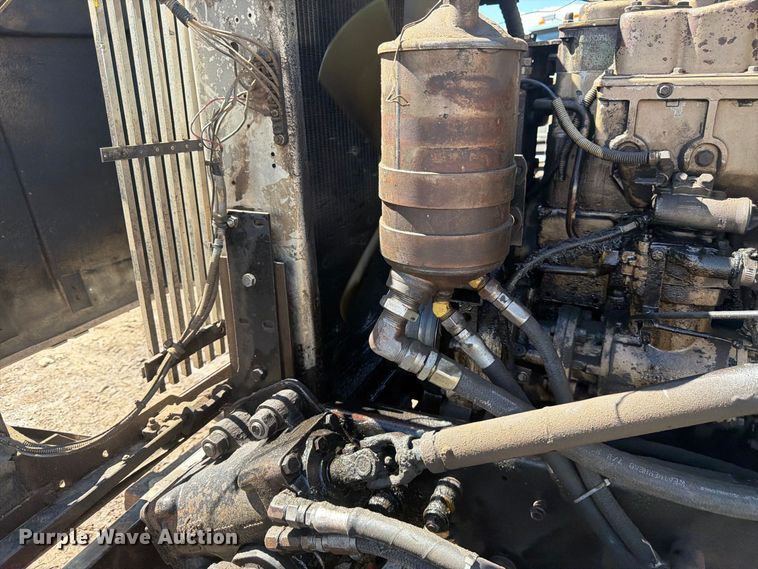 image for item FM7632 1982 Western Star 4900 water truck