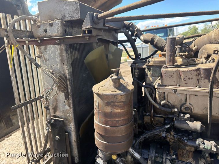 image for item FM7632 1982 Western Star 4900 water truck
