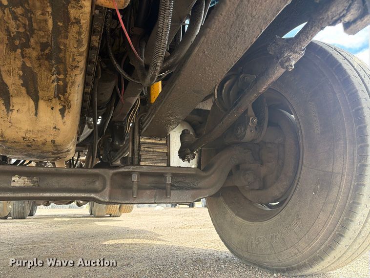 image for item FM7634 1987 Kenworth T600A semi truck
