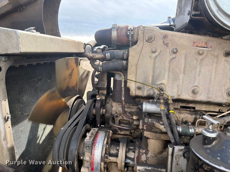 image for item FM7634 1987 Kenworth T600A semi truck